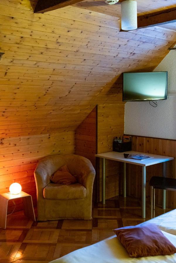 Hotel Du Prevoux 3*